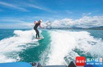宠女友无下限!王大陆穿女款大衣滑冰,前任蔡卓宜看了会咋想?