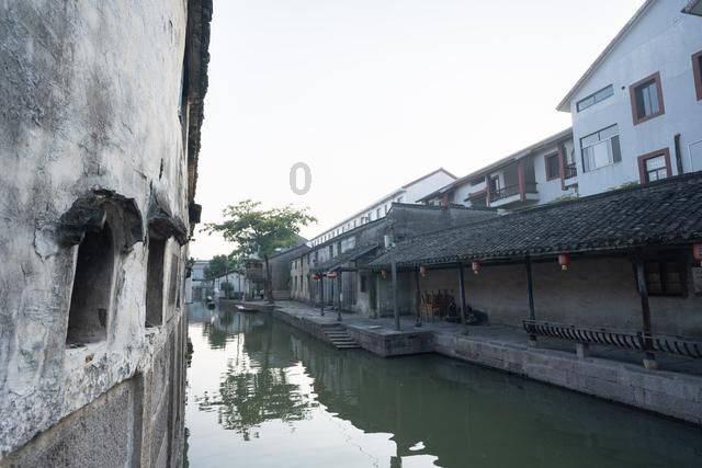 油漆墙面